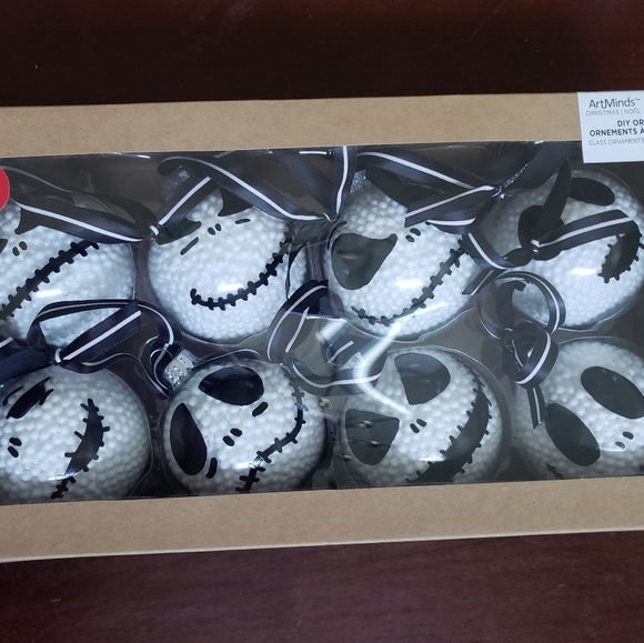 Jack Skellington Christmas Tree Ornaments 8 Piece - Picture 2 of 5